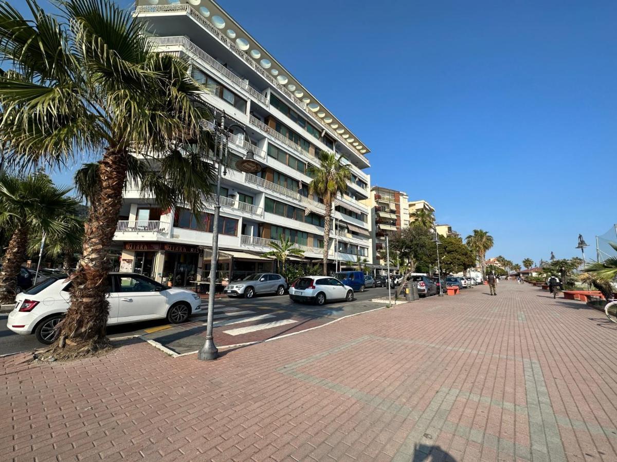 Appartamento Aria Del Mare Ventimiglia Exterior photo